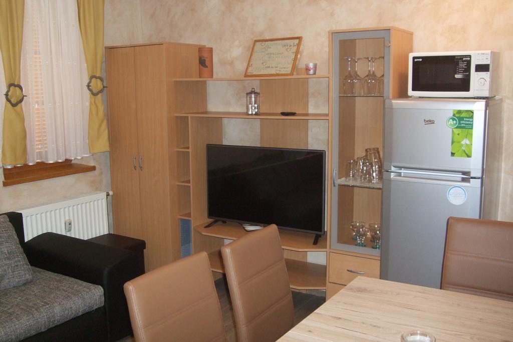 Apartment Borovnica Moravske-Toplice Kamer foto